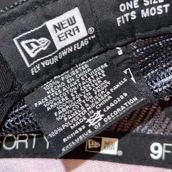 New Era Minnesota Twins Logo Baseball Hat Distressed Trucker Snapback Hat - Picture 4 of 6